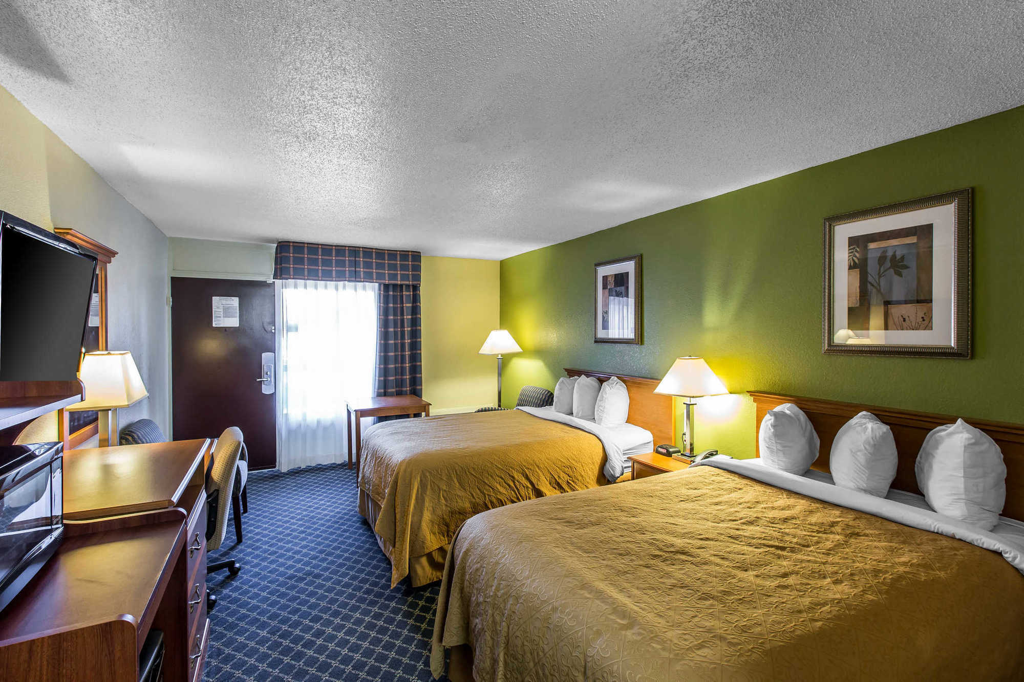 Quality Inn Midtown Savannah Quarto foto